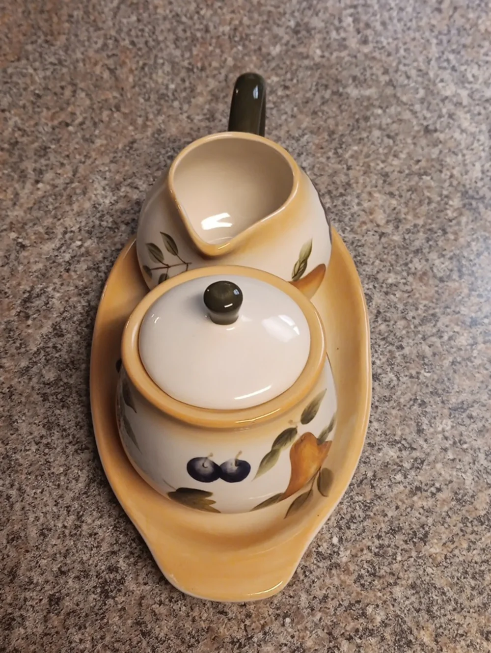 Ceramic Creamer and Sugar Set in Cream and Olive with Fruit Motif